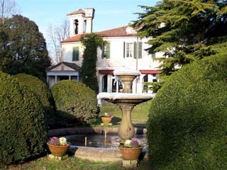 Villa Luppis Chapel