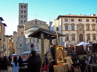 The Arezzo Antique Fair is held on the first Sunday every month.